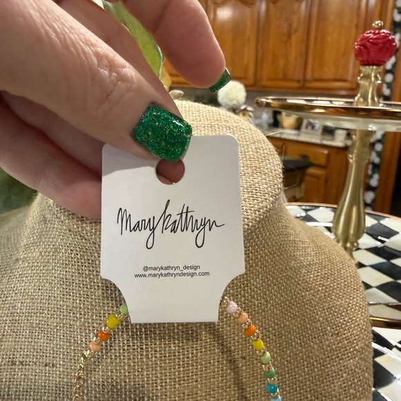 Colorful Beaded Necklace - Picture 7 of 7